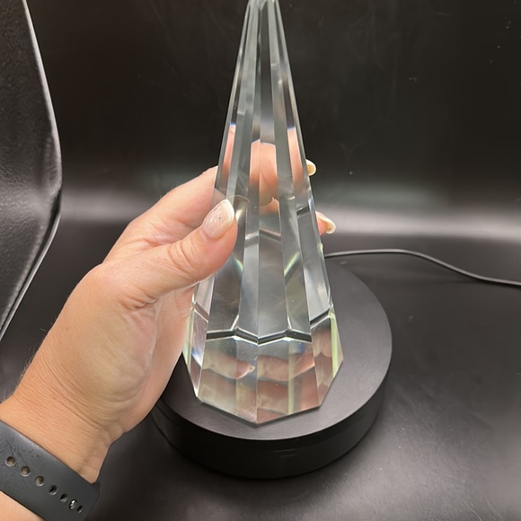 Chrystal Art Glass Large Cone Paperweight 8” - Picture 5 of 5